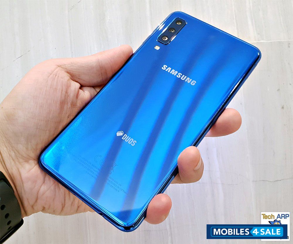 Samsung  Galaxy  a7 2018