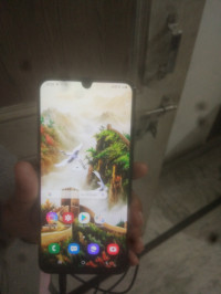 Samsung  Galaxy A50