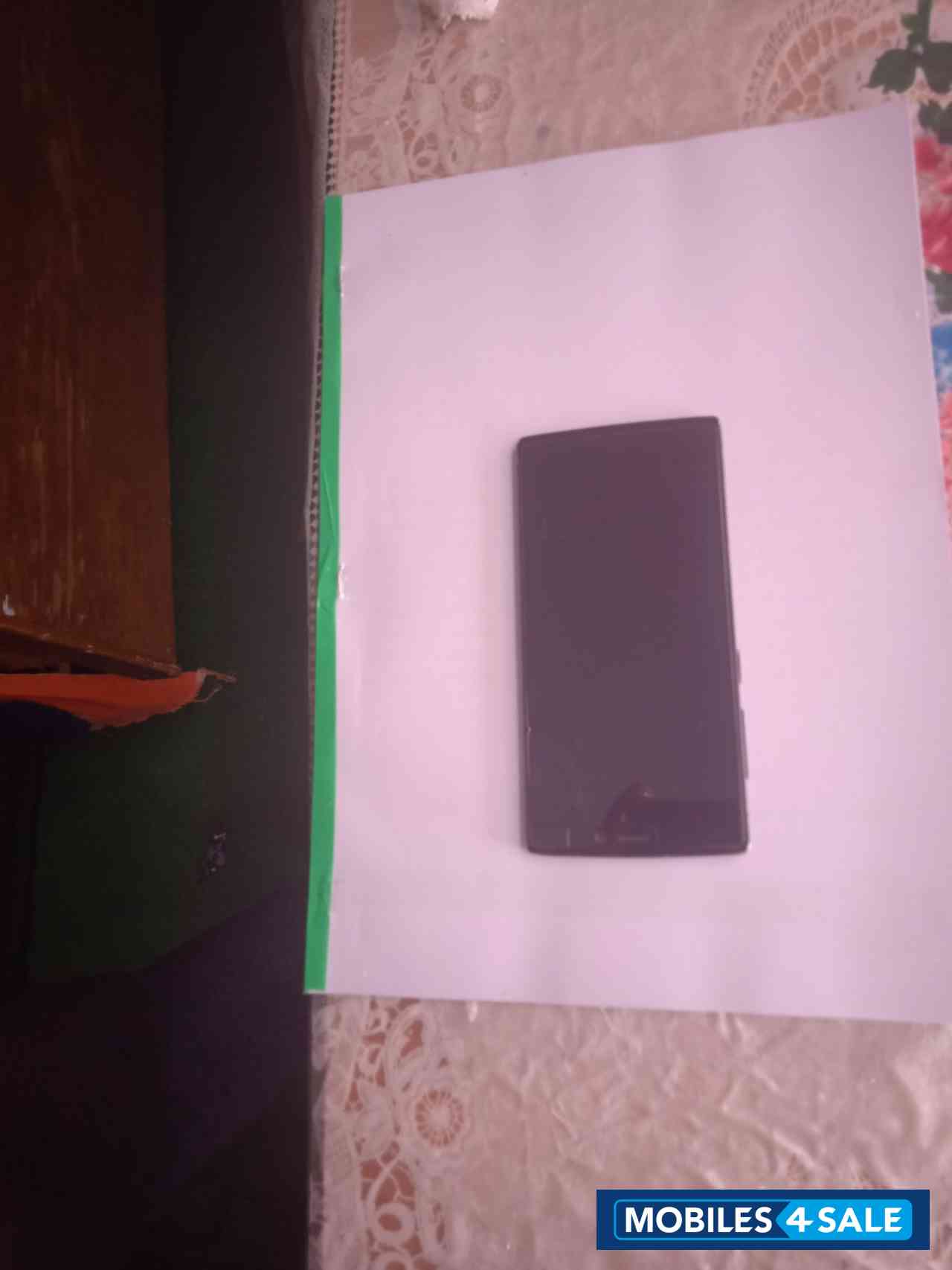 Black(metellic) With Gorrilla  Gionee  S 5.5