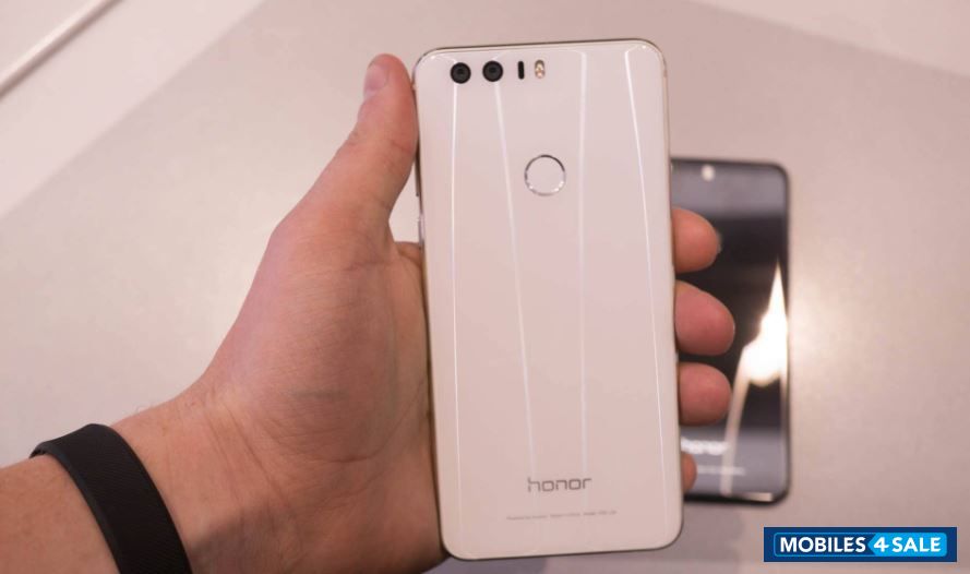Huawei  honor 8