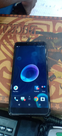 HTC  Desire 12