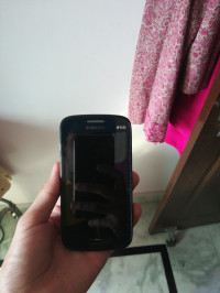 Black Samsung GT-series GT - 18262