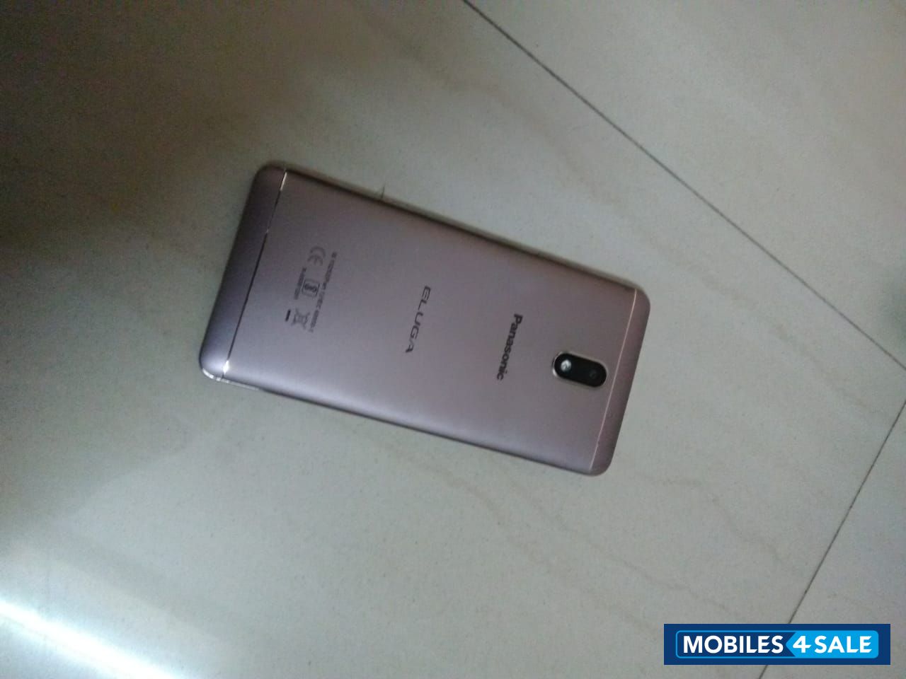 Panasonic  Eluga Ray 700