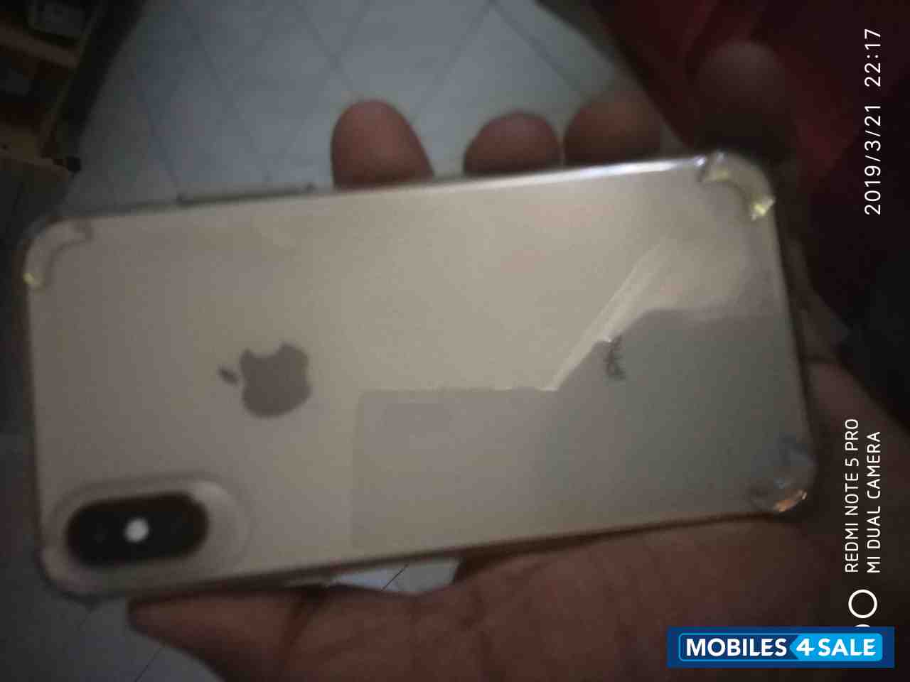 Gold Apple iPhone xs 64gb