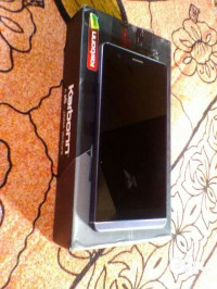 Karbonn Aura 1