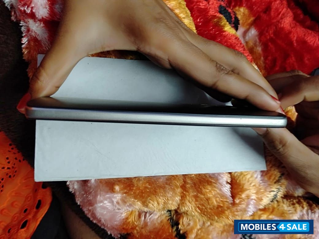 Black Lenovo Vibe K4 Note