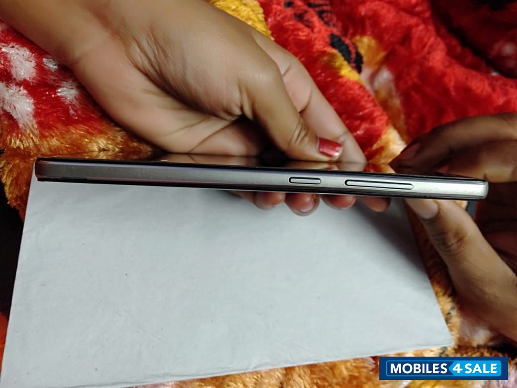 Black Lenovo Vibe K4 Note