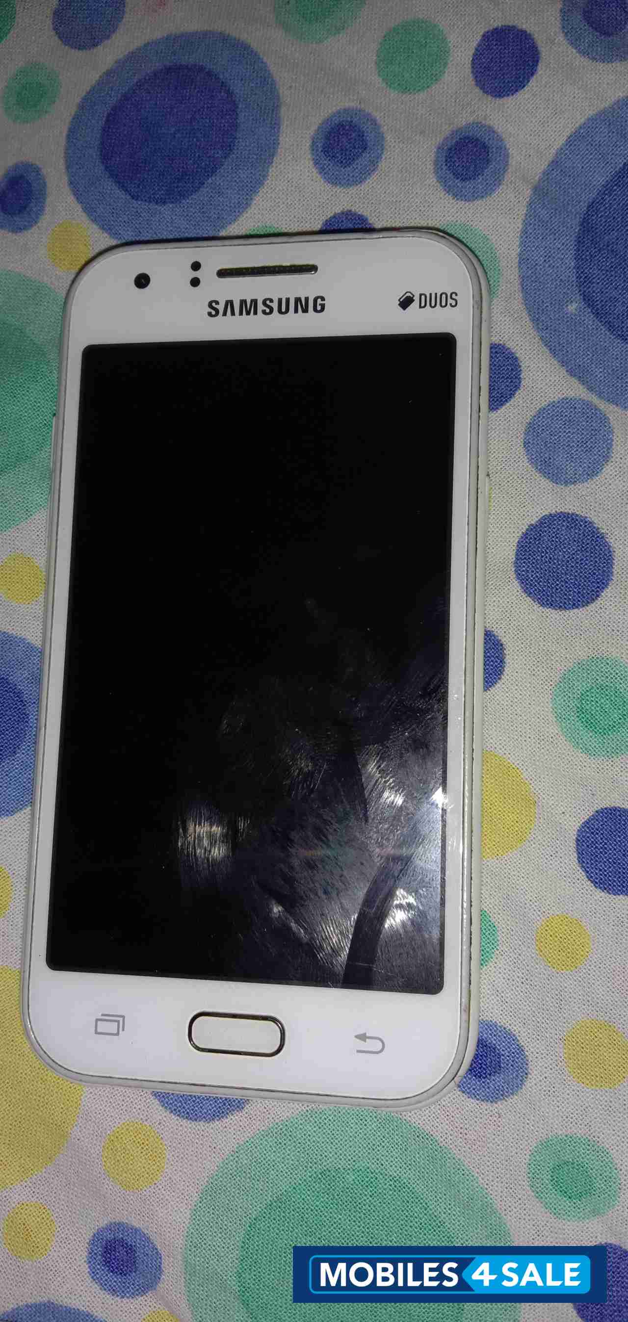 Samsung  Galaxy j1