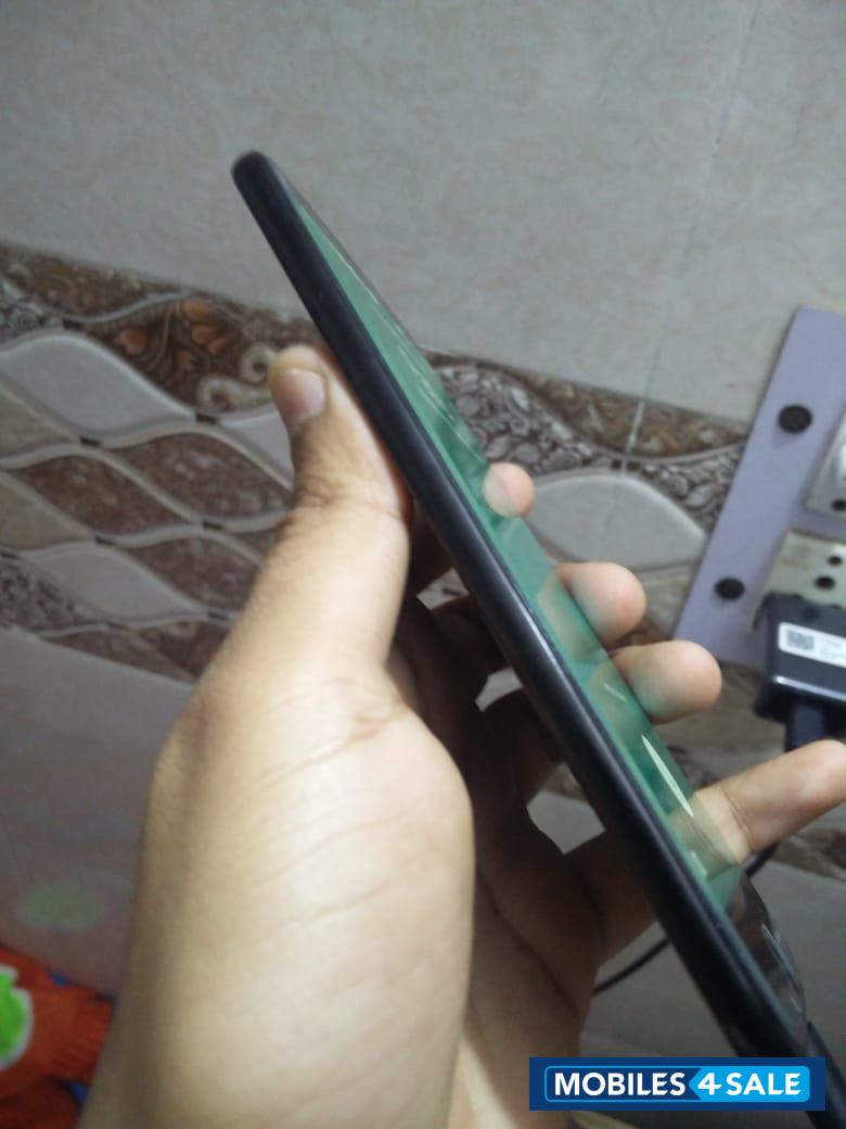 Motorola  Moto Z2 force