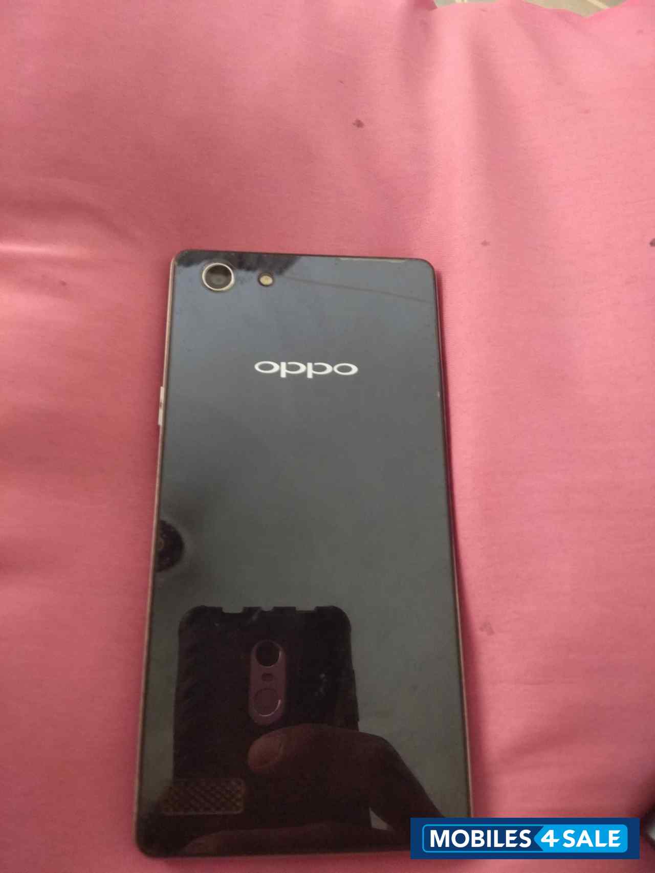 Black Oppo Neo 7