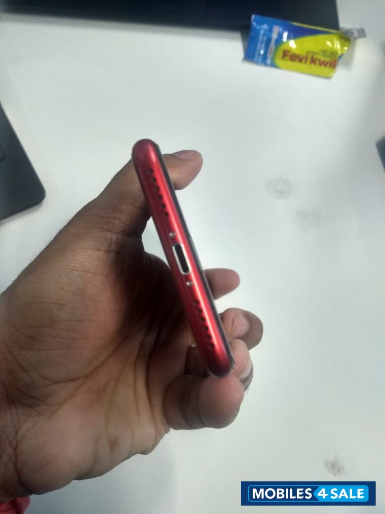 Red Apple iPhone 8