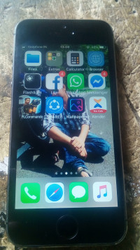 Apple  iphone 5s 16gb