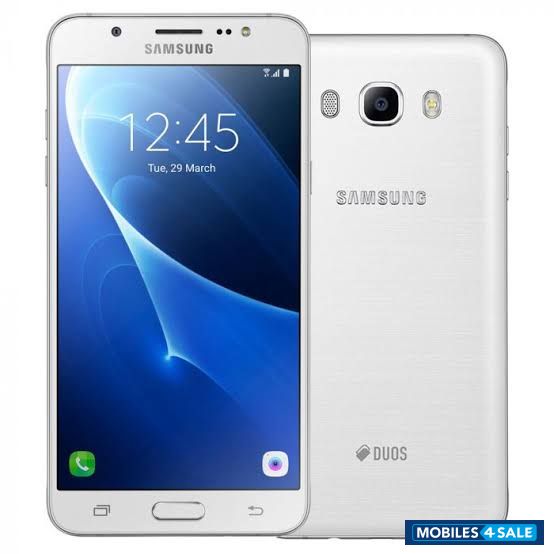 Samsung  J7