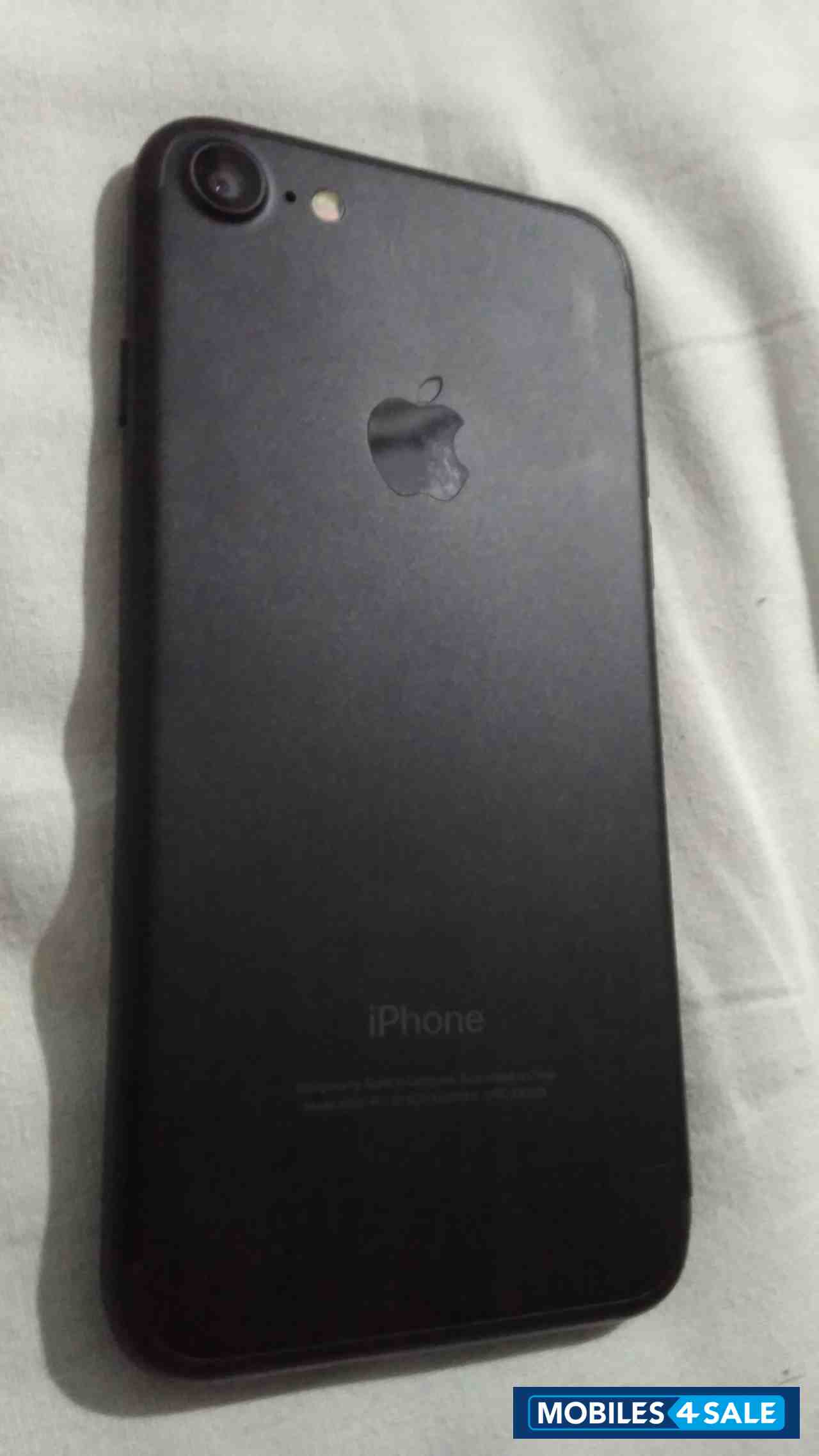 Charcoal Black Apple iPhone 7