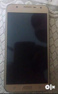 Samsung  Galaxy j7 nxt