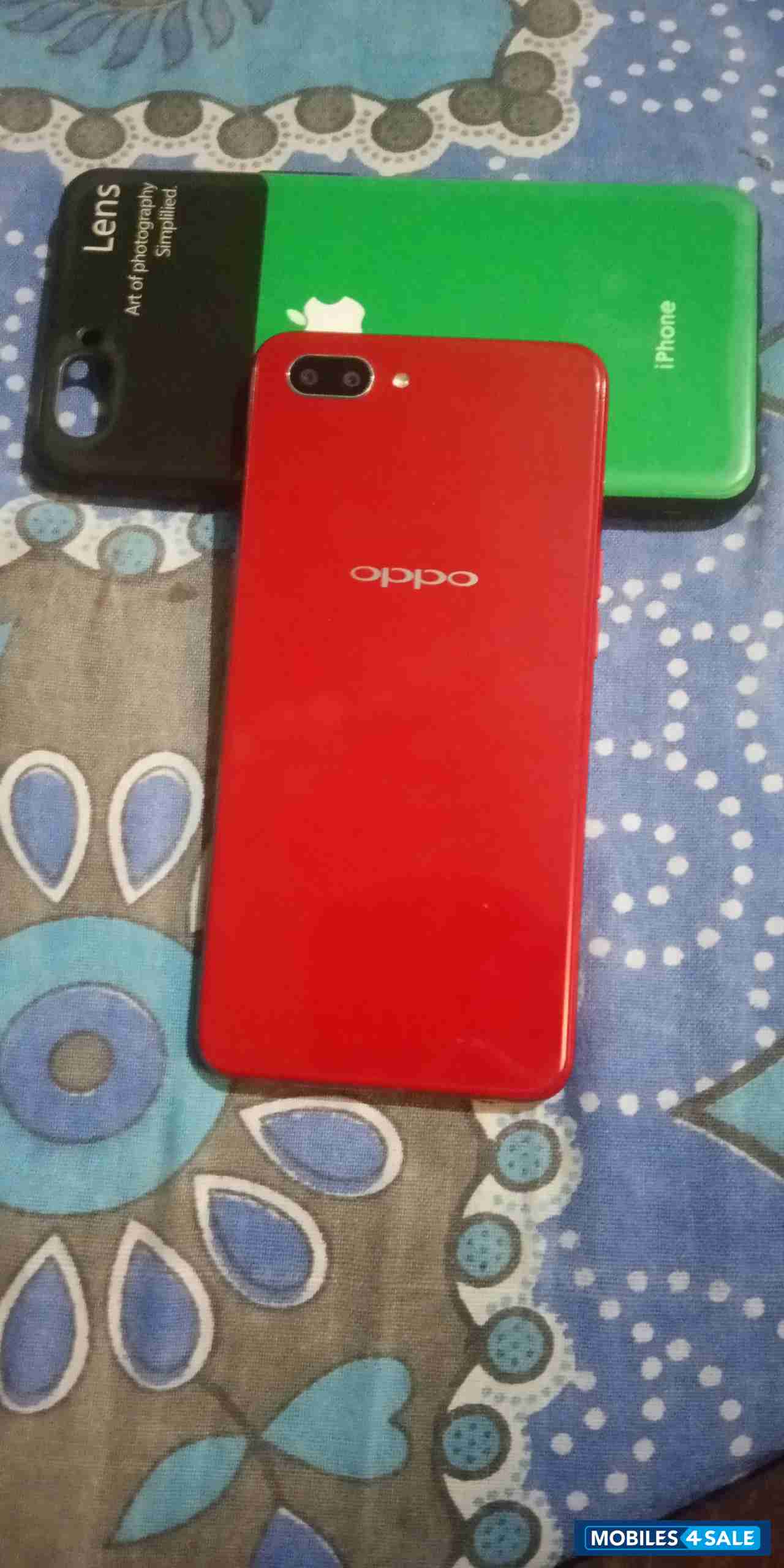 Red Oppo A-series A3s