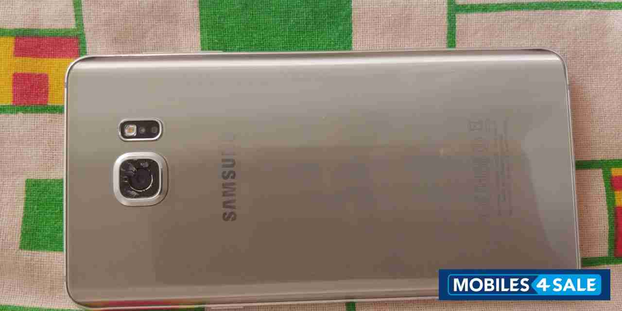 Gold Samsung  Note 5