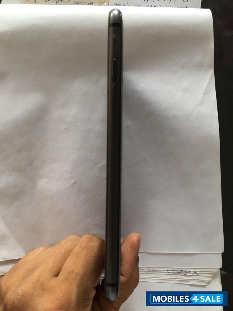 Apple  iPhone 8 plus