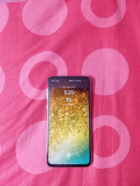 Samsung  Galaxy s10e