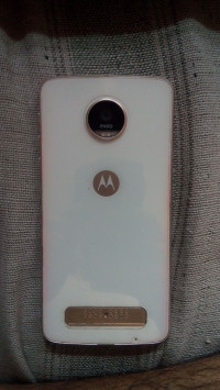 Motorola Z-series moto zplay 32GB