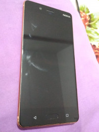 Nokia  8