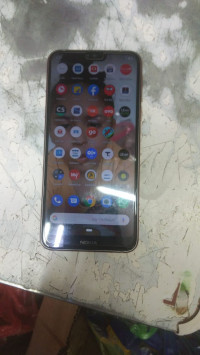 Nokia  7.1