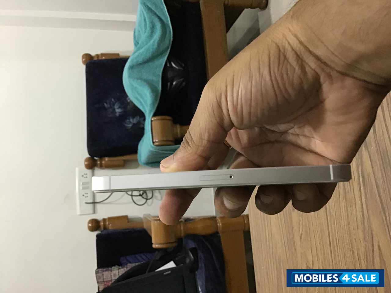 Apple  Iphone SE 32 GB