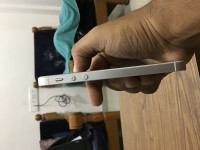 Apple  Iphone SE 32 GB