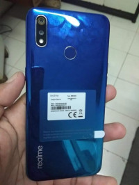 Realme  3
