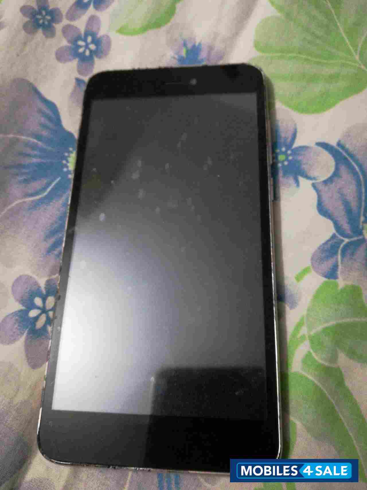 Micromax  Canvas Q385