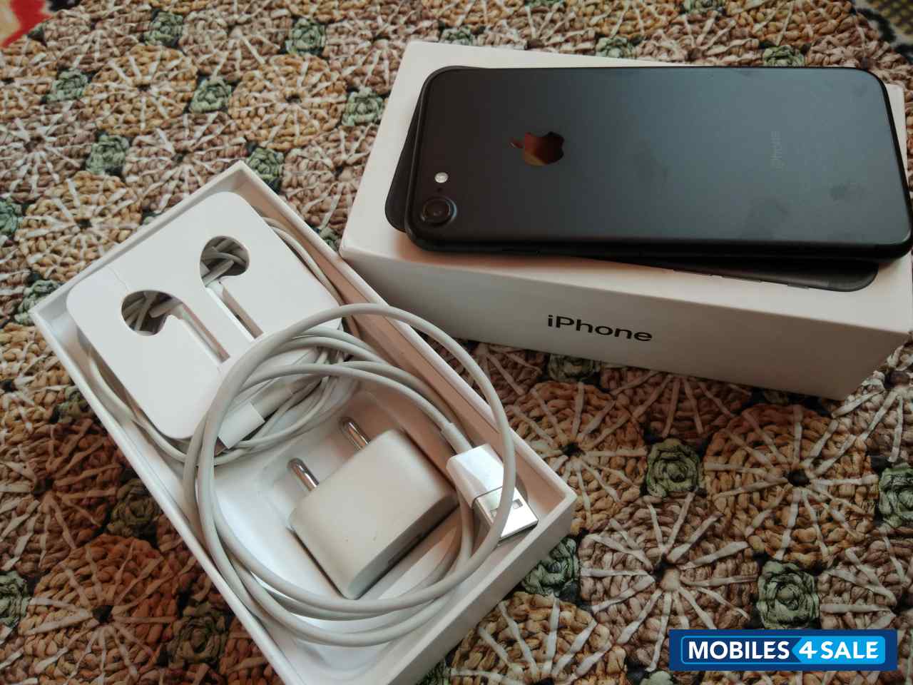 Matt Black Apple iPhone 7