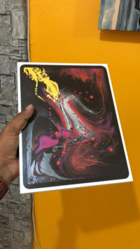 Apple  Ipad pro 2018 12.9 inch 512gb wifi +cellular brand new sealed pack with one year warranty