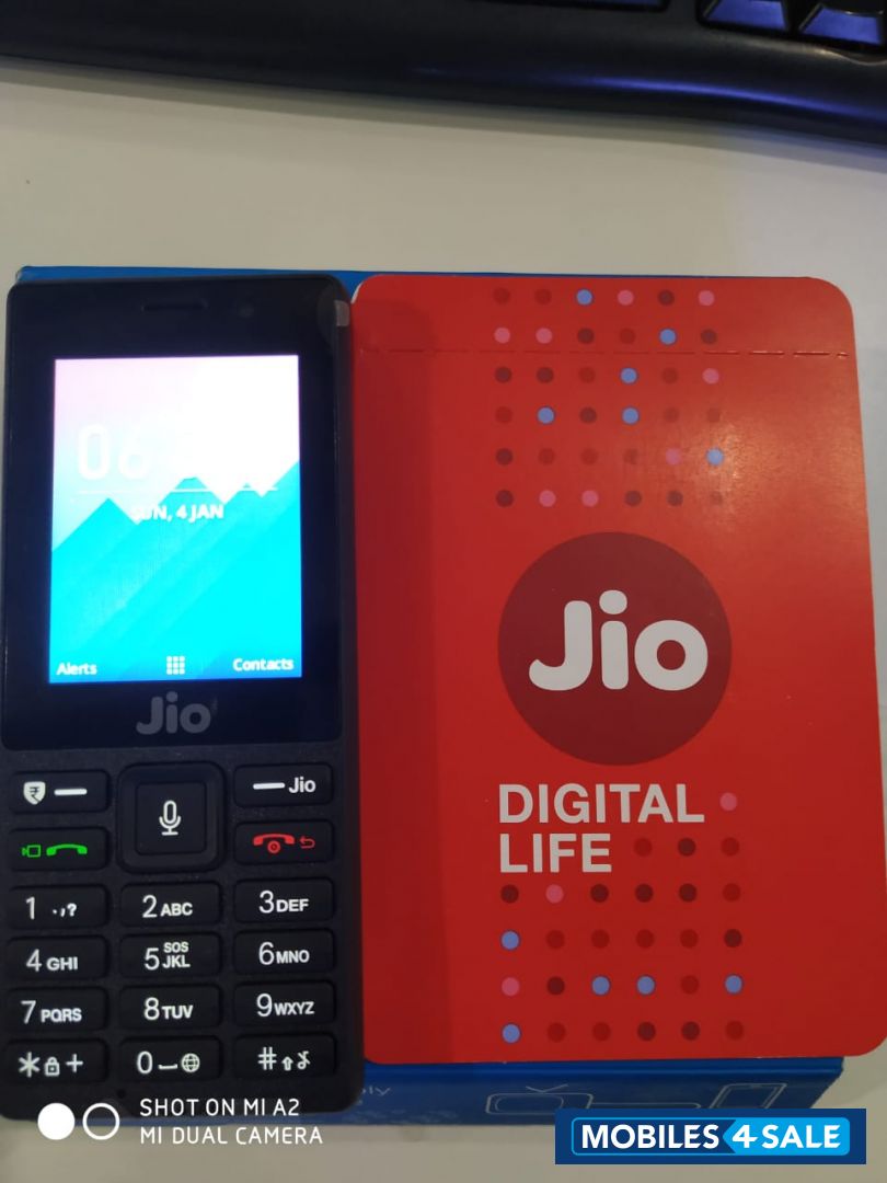 Jio  F220B