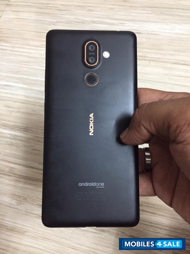 Nokia  7 plus