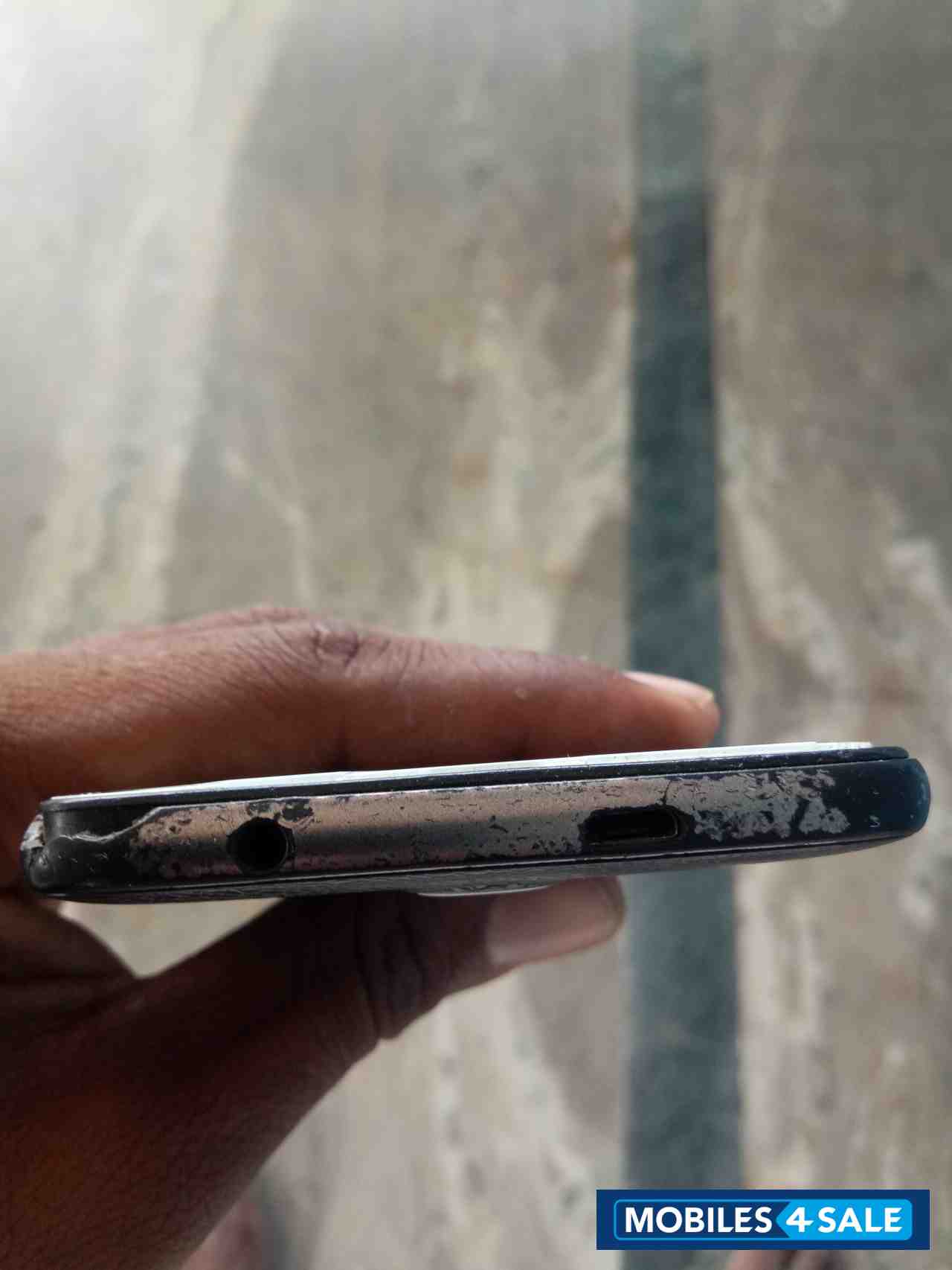 White Intex Aqva lfe 3 White Intex Aqva lfe 3