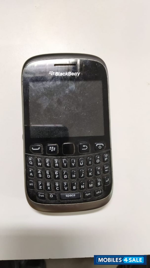 BlackBerry  curve 9320
