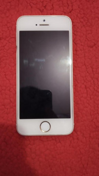 Apple  iPhone SE 16 GB