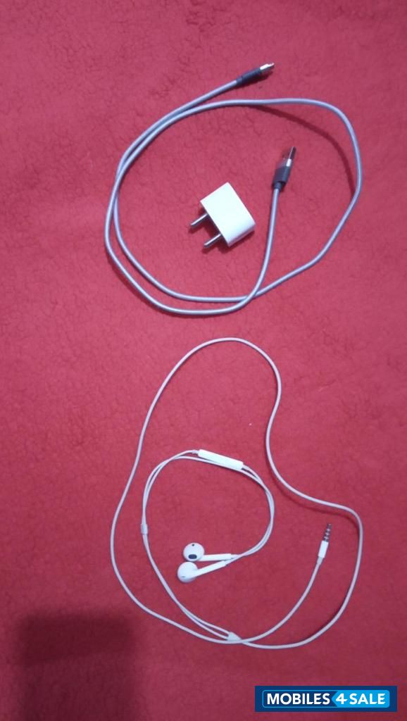 Apple  iPhone SE 16 GB