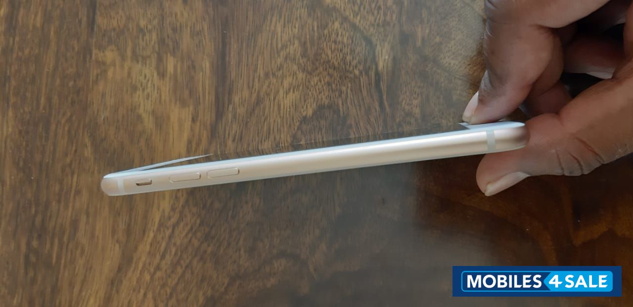 Apple I phone 8 Apple I phone 8