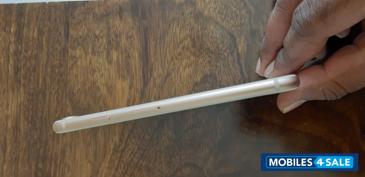 Apple I phone 8 Apple I phone 8