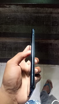 Black Samsung Galaxy A7