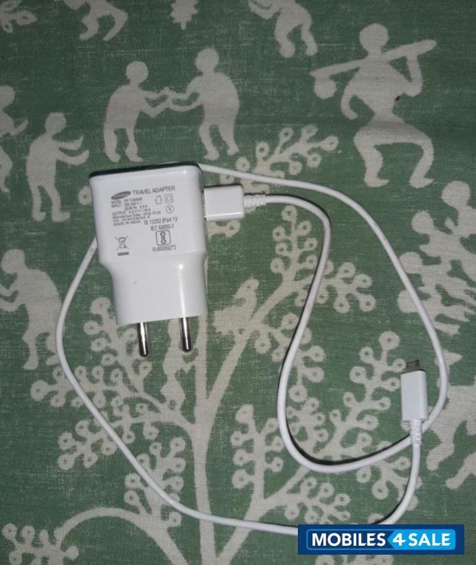 Black Samsung Galaxy A7