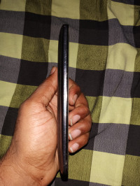 Black Motorola  X play