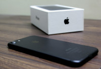 Apple  iPhone 7