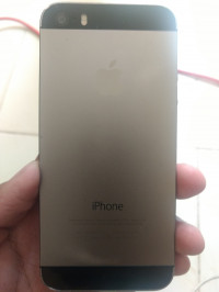 Apple iPhone 5s