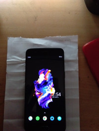 Black OnePlus 5
