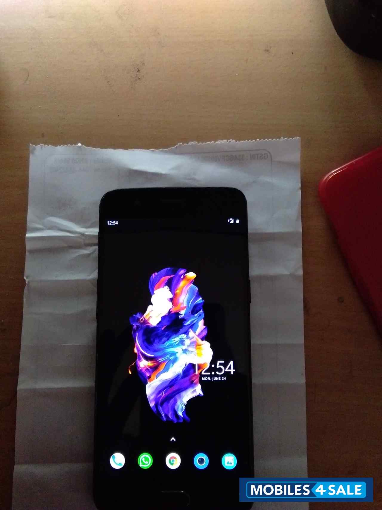 Black OnePlus 5
