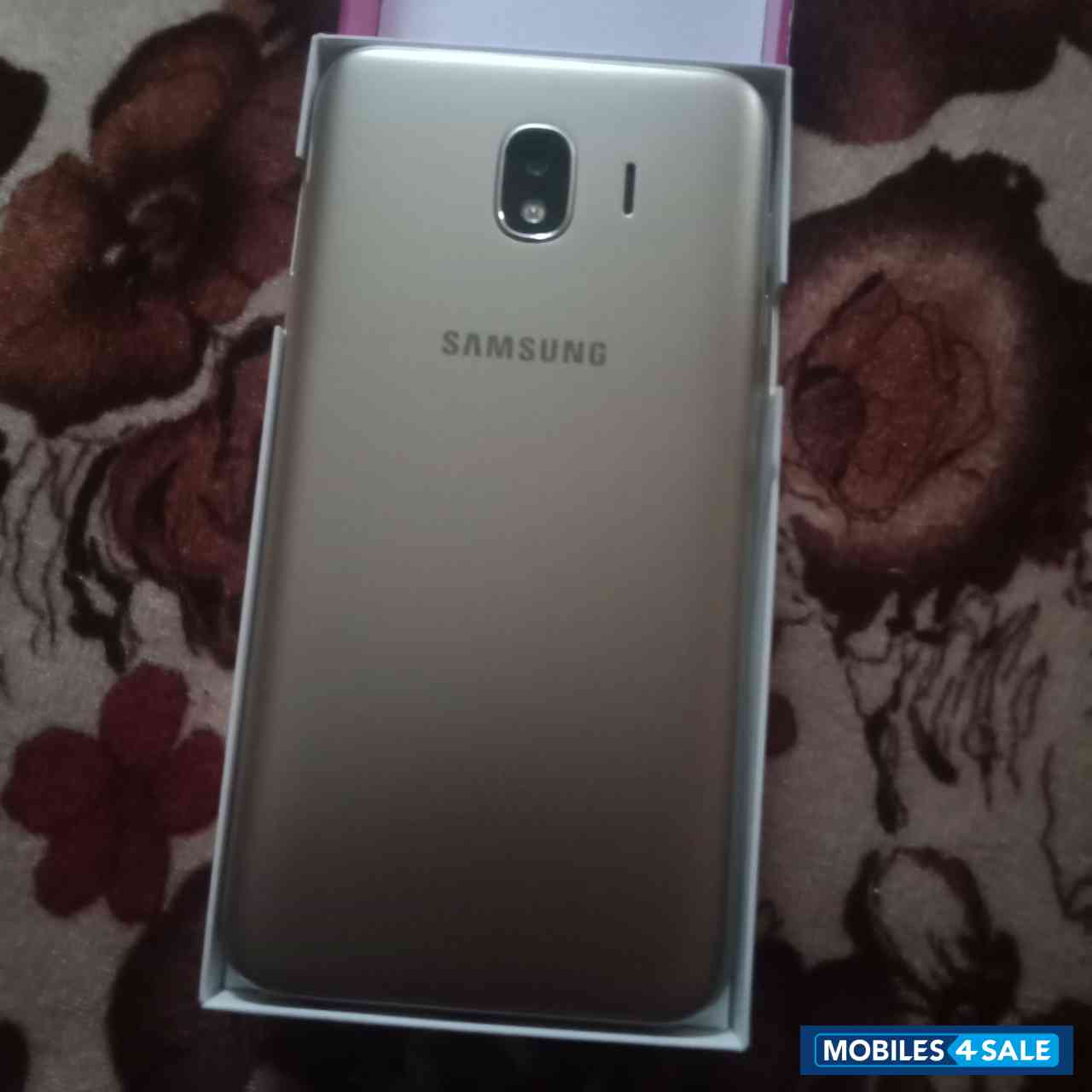 Samsung  Galaxy j4