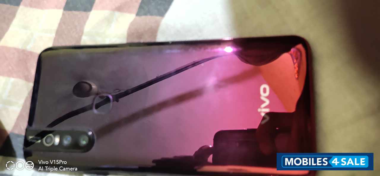 Vivo  V15 6gb 64 gb internal