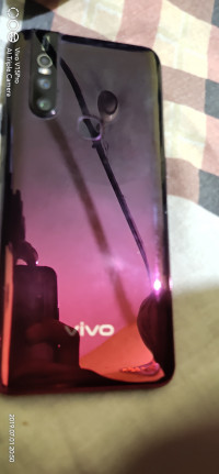Vivo  V15 6gb 64 gb internal